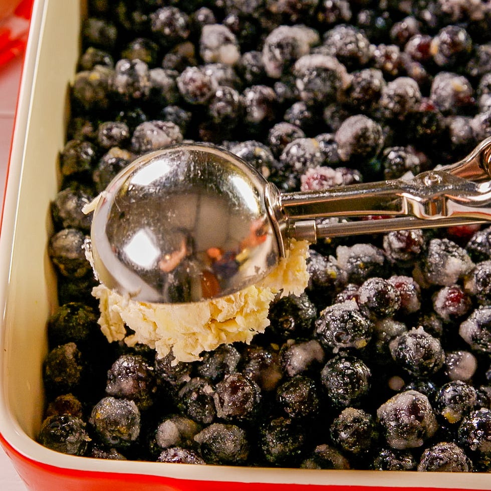 blueberry cobbler