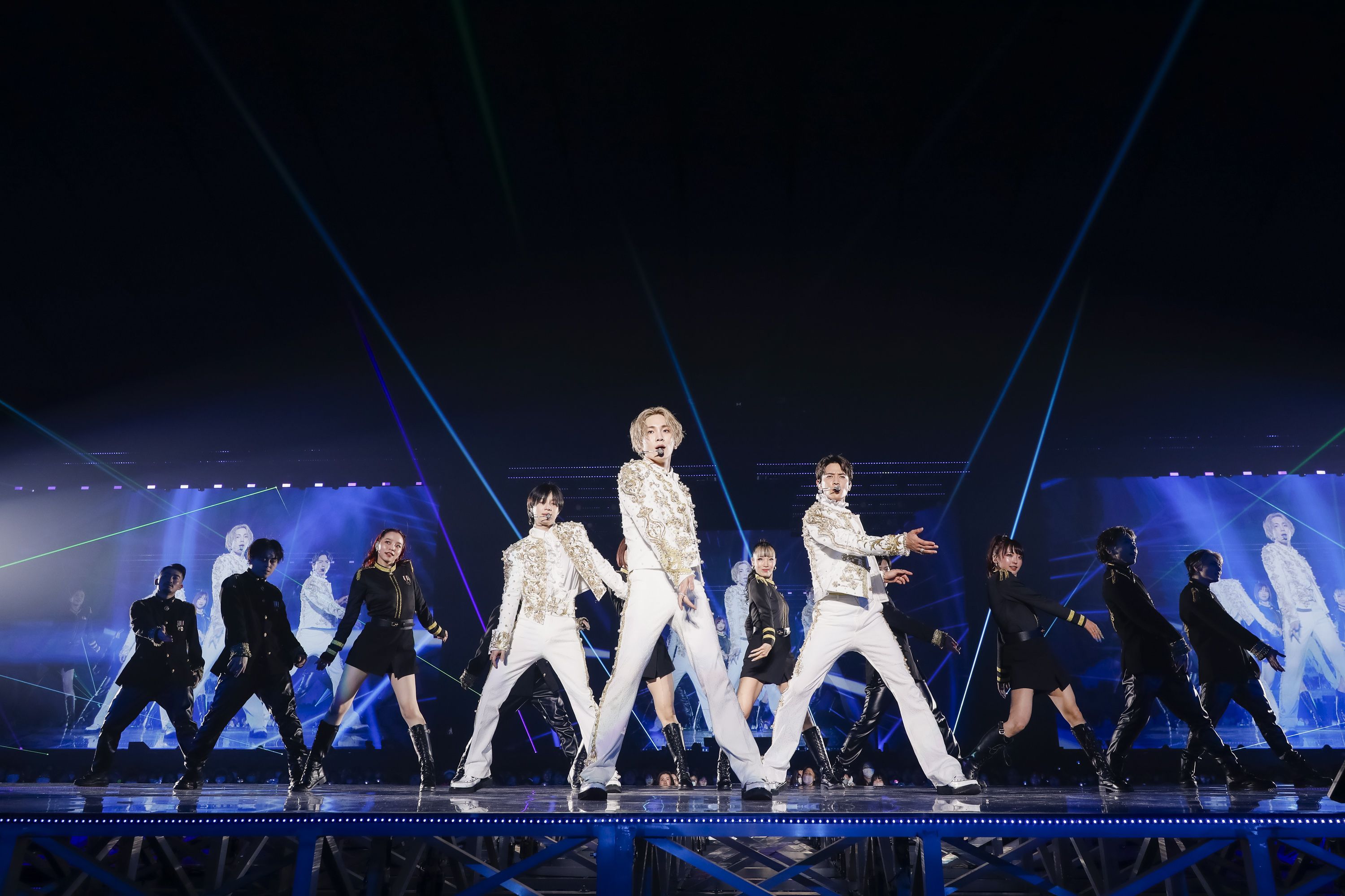 SHINeeが6年ぶりの東京ドーム公演を開催！大盛況だったライブの模様を写真でプレイバック