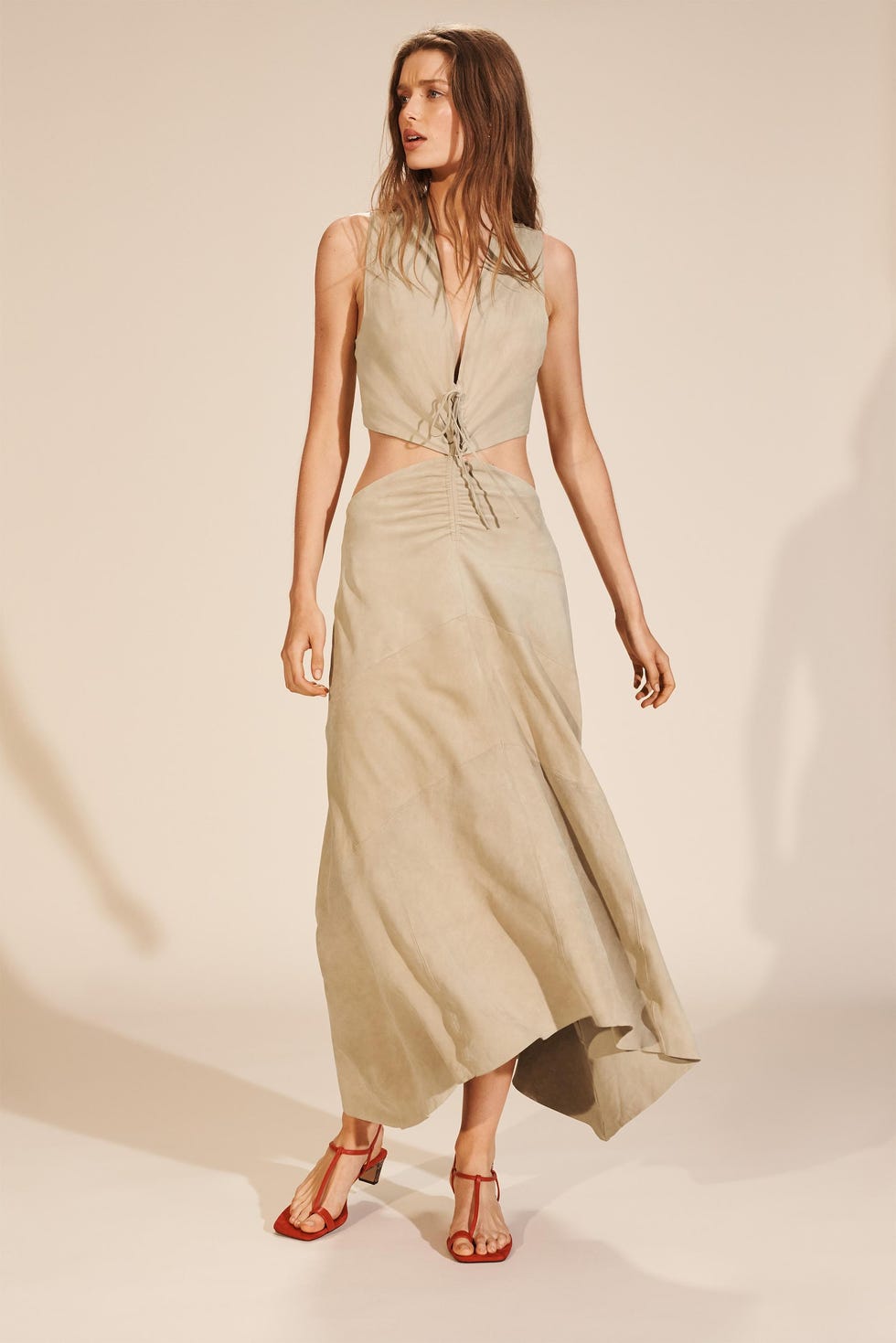 vestido de ante aberturas