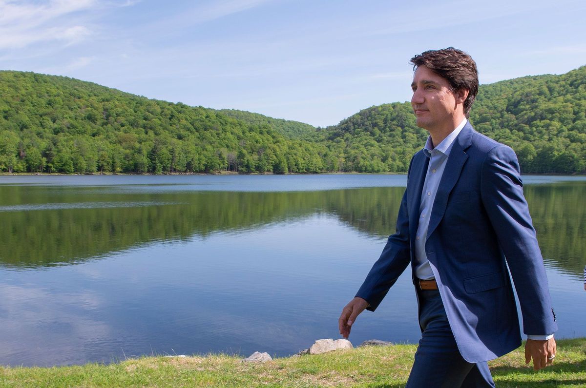 De Canadese premier Justin Trudeau na een persconferentie waarin hij de intentie van de regering om wegwerpplastic vanaf 2021 te verbieden bekend maakte