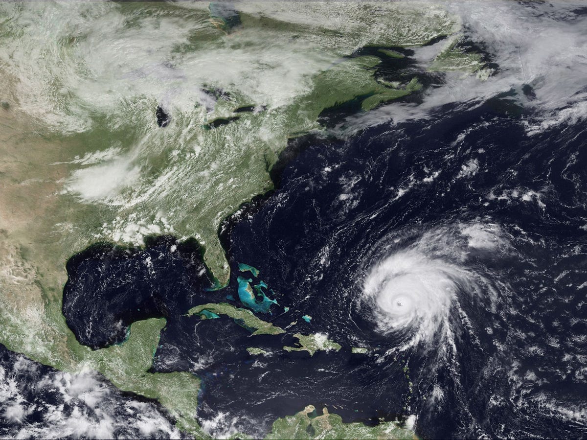 Stormquakes ontstaan alleen als er zware stormen razen in gebieden met specifieke geologische omstandigheden Zo veroorzaakte orkaan Bill die hier te zien is op een satellietopname uit 2009 dit verschijnsel toen de storm Georges Bank voor de kust van New England passeerde