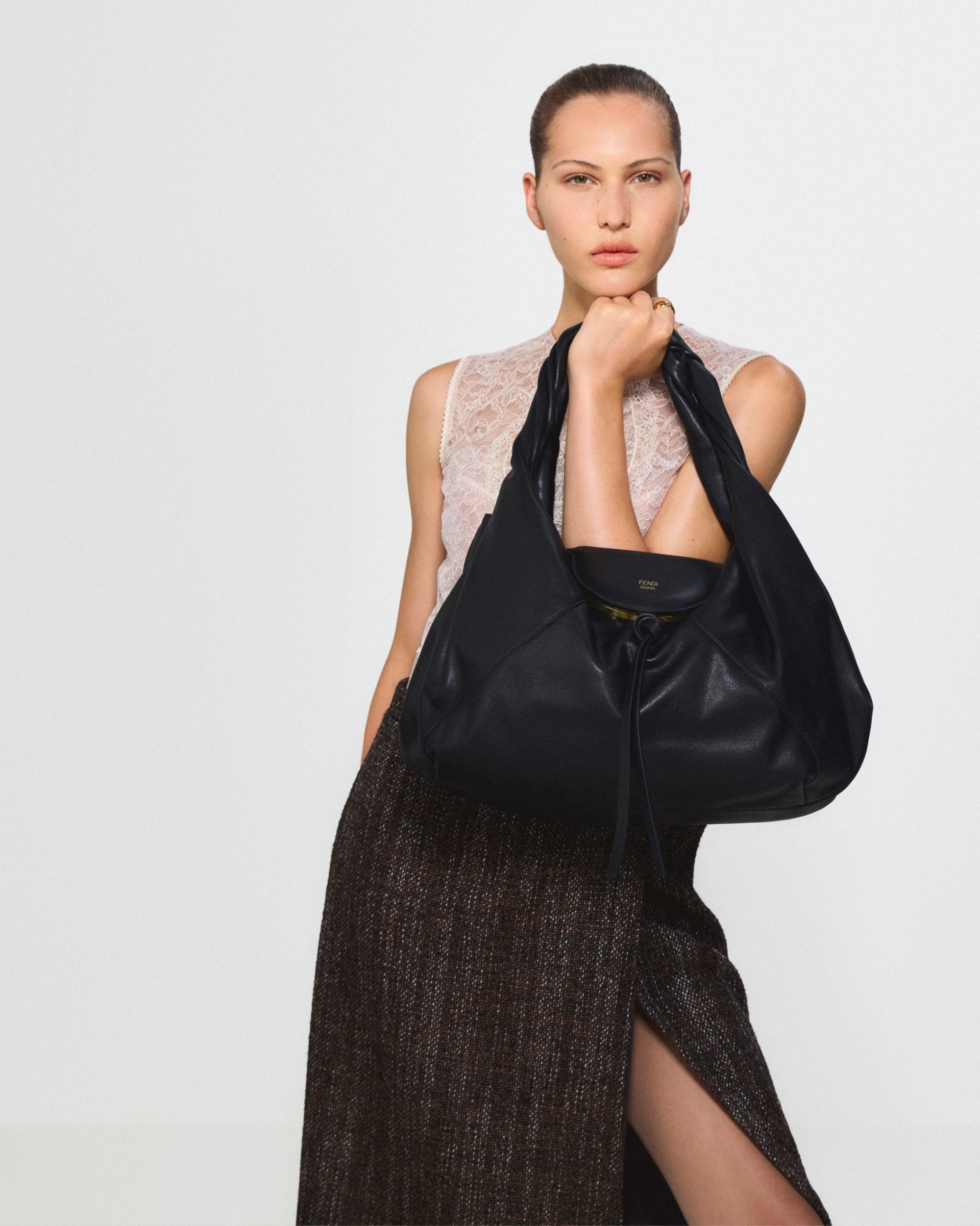 FENDI キャットアイフレムサンクラス FE40163I 52A キャットアイ FENDI(フェンディ) - 海外通販のBUYMA