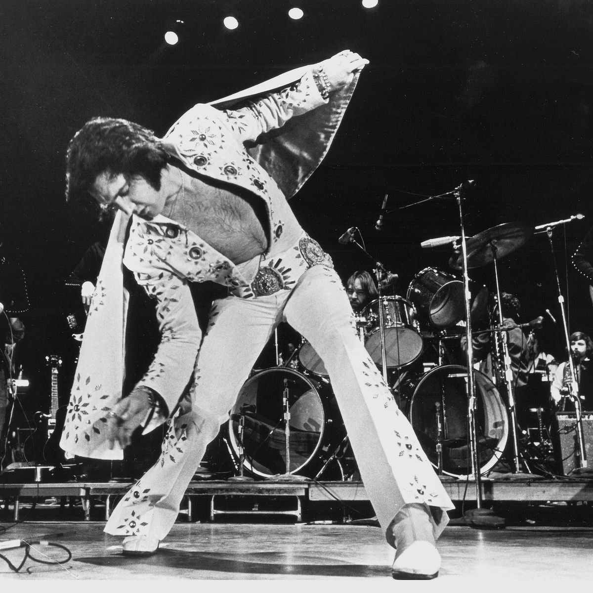 Why Elvis Is Still A Style Icon  At 85, Elvis Presley Still Influences  Men's Fashion