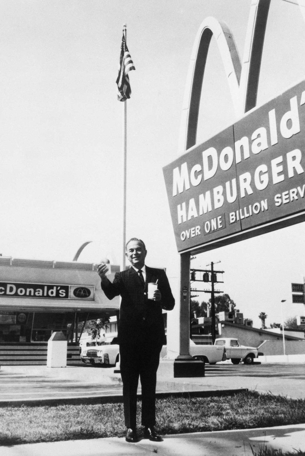 ray kroc is seen outside of mcdonald’s in this 1960 shot while he was founder and chairman of mcdonald’s, his relationship with the mcdonald’s brothers wasn’t all hugs and smiles