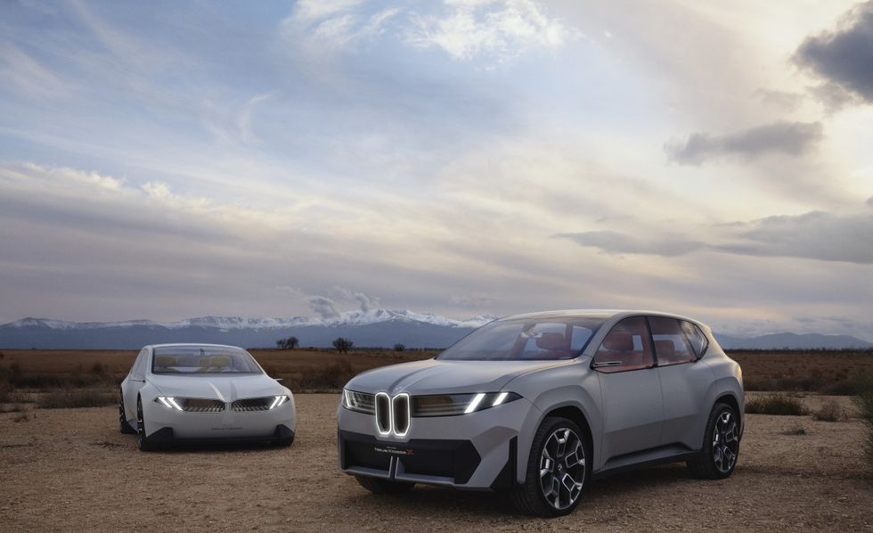 BMW's Neue Klasse X Concept Is a Big Tease