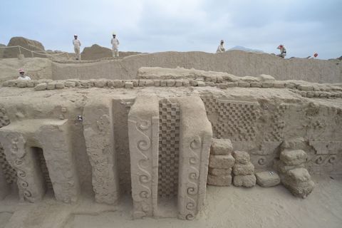 De ontdekking werd gedaan in het paleis van Utz An het grootste bouwwerk van adobe in de oude Chimhoofdstad Chan Chan in het noorden van Peru