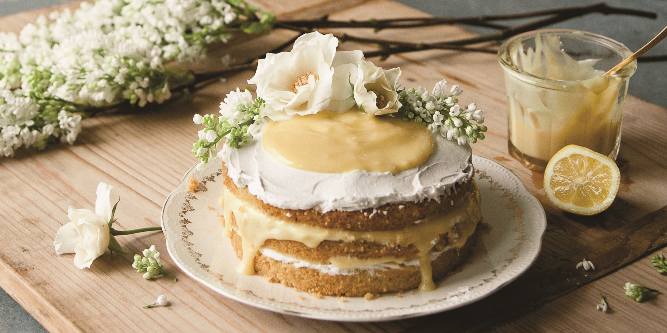 Jane Beedle's recipe for Harry and Meghan's lemon and elderflower wedding  cake | Good Morning Britain