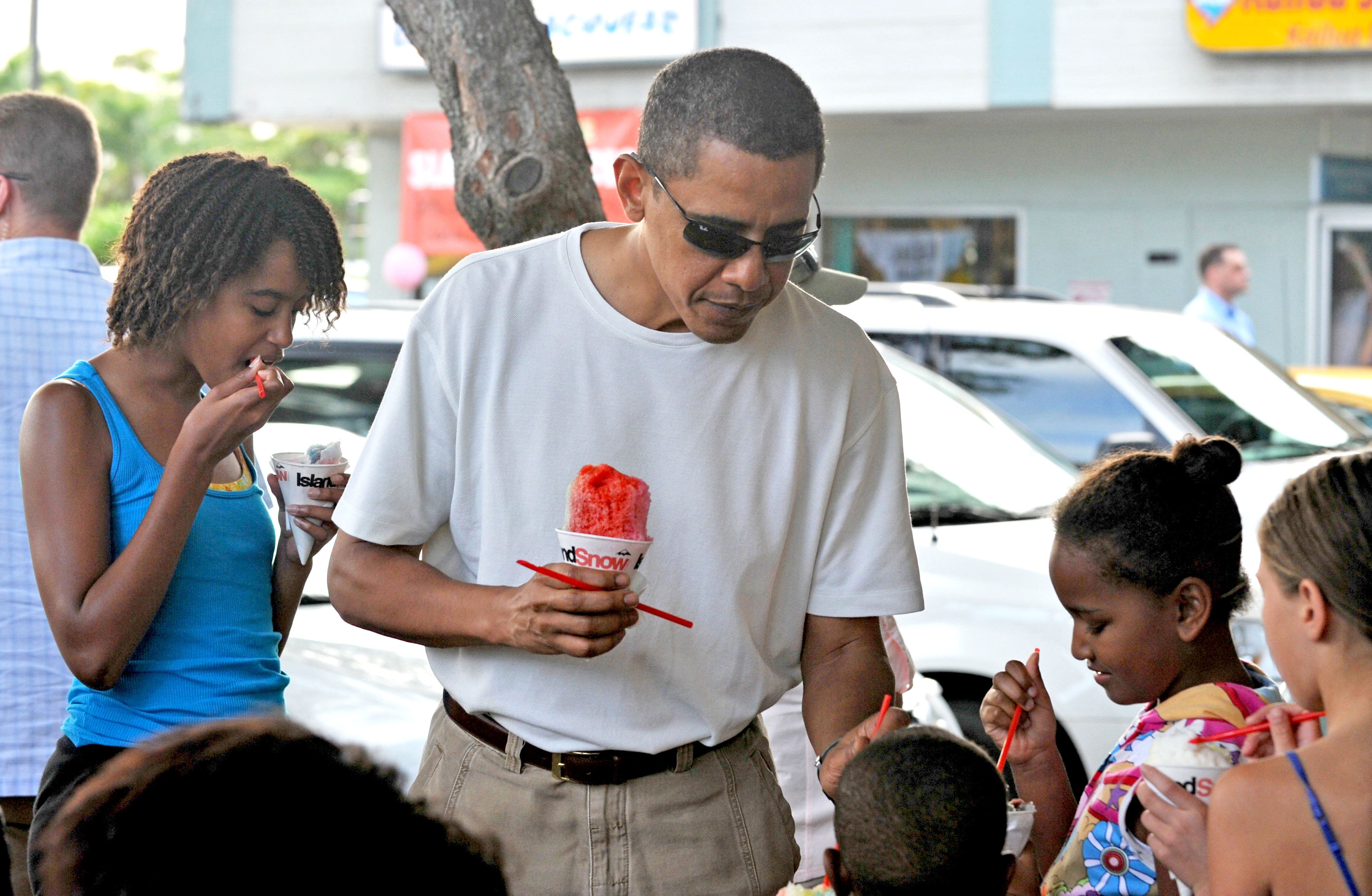 Obama family shirt sale