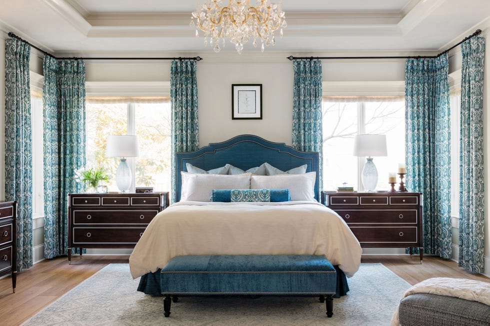 7 Ways to Make Your Bedroom a No-Stress Zone Right This Minute