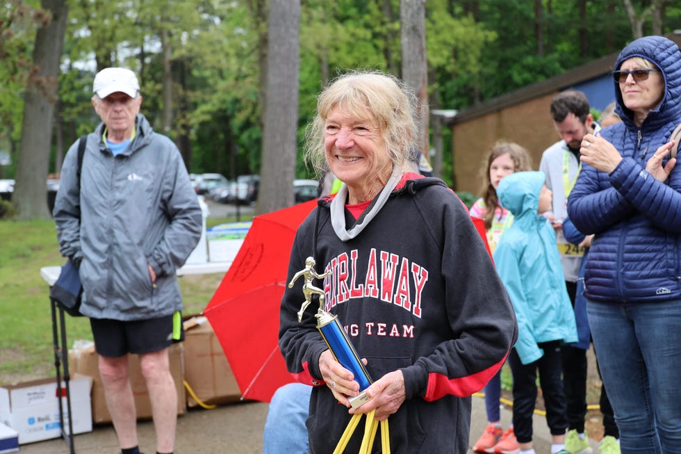 jan holmquist holding award