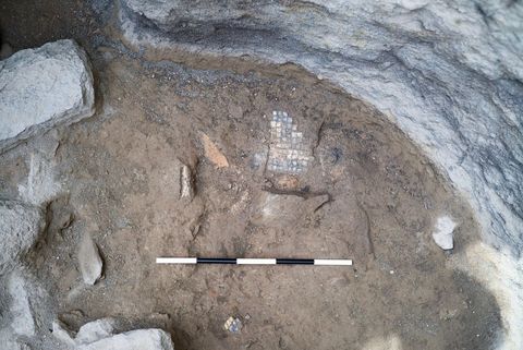 De randen van een Romeins mozaek lijken onderdeel te zijn geweest van een stedelijk badhuis