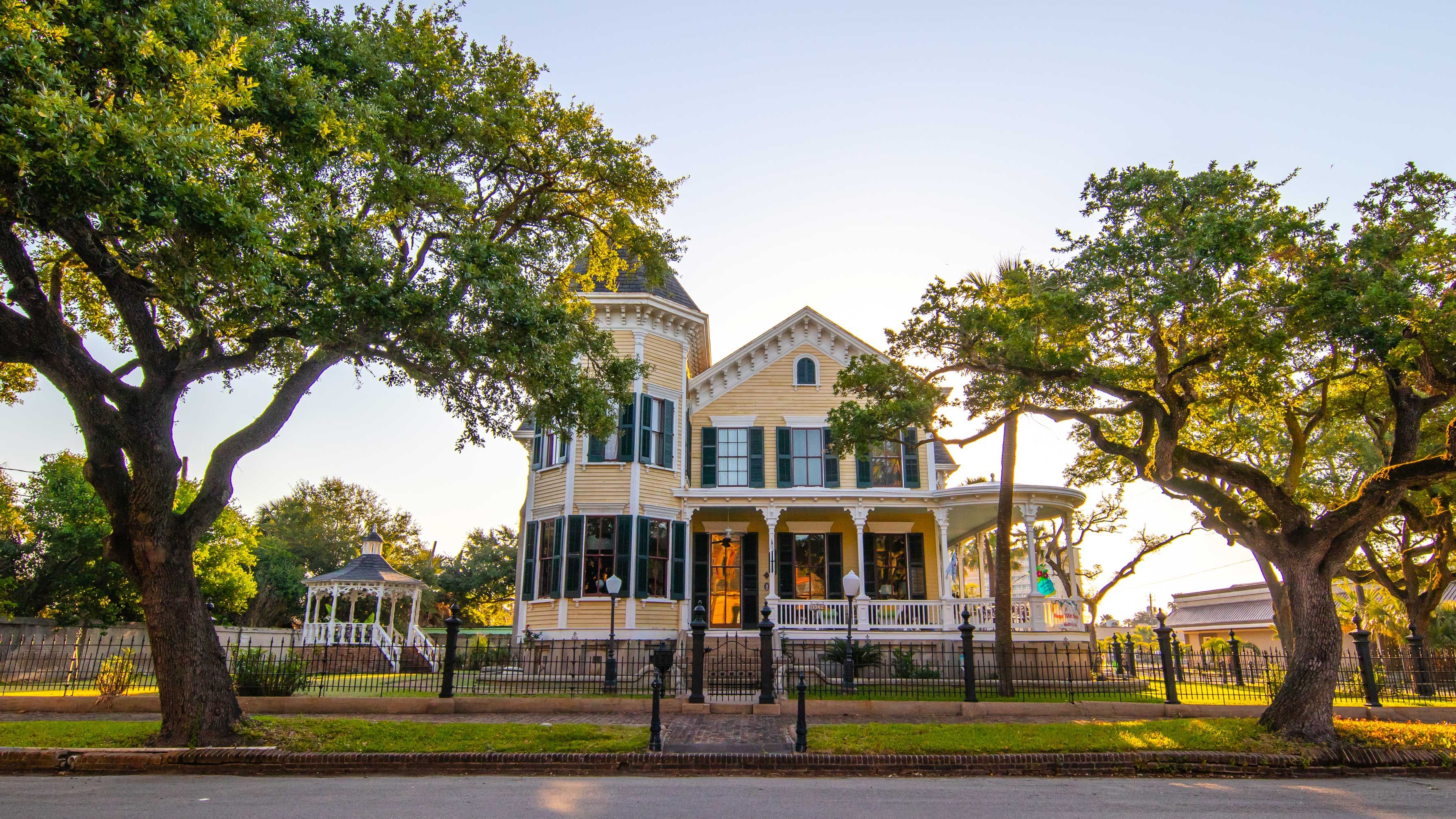 10 best historic small towns in the US, according to readers