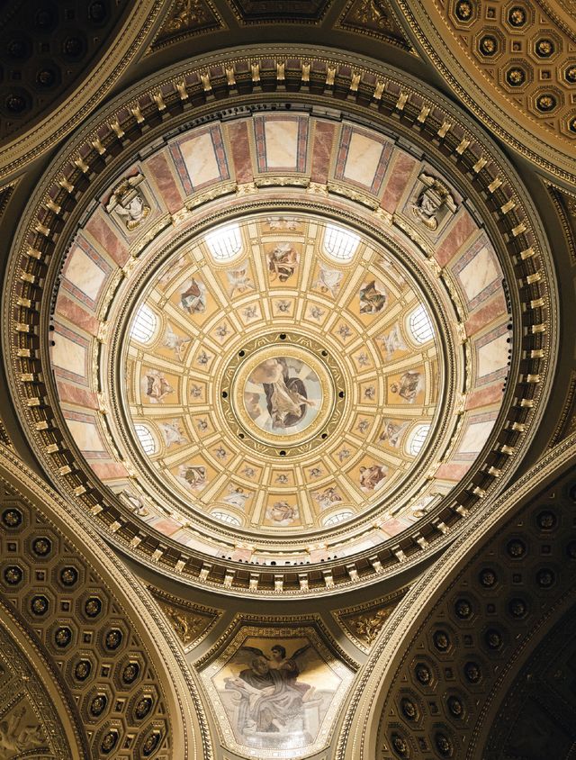 Dome, Holy places, Architecture, Building, Symmetry, Byzantine architecture, Ceiling, Stock photography, Basilica, Arch, 
