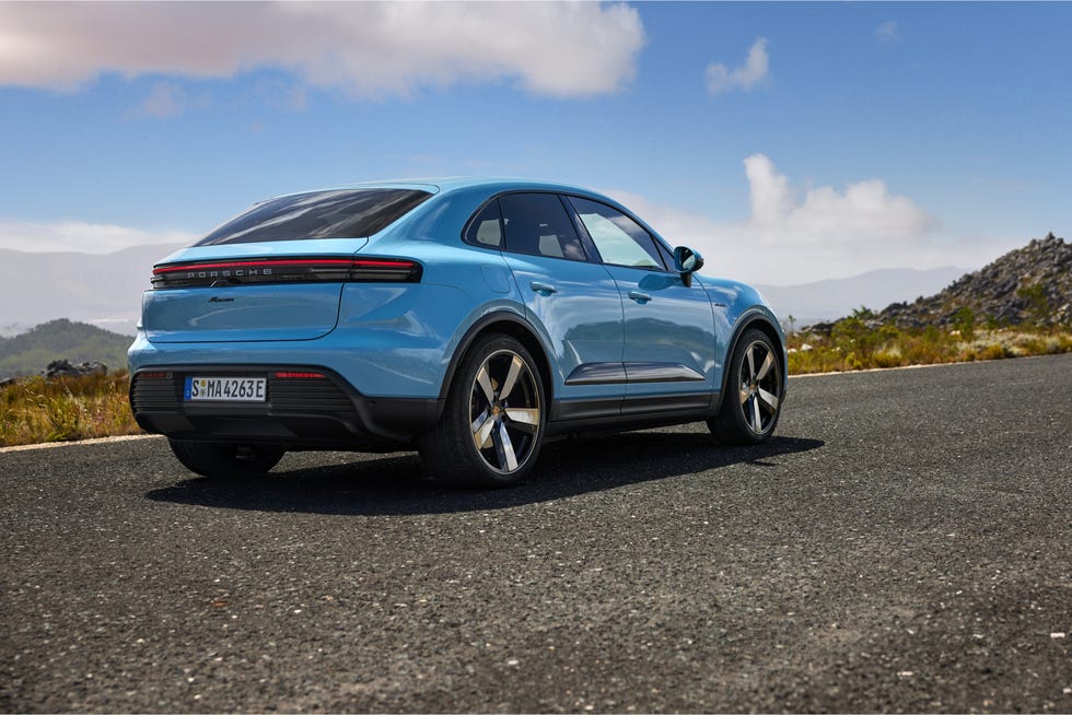 2025 Porsche Macan EV Photo Gallery