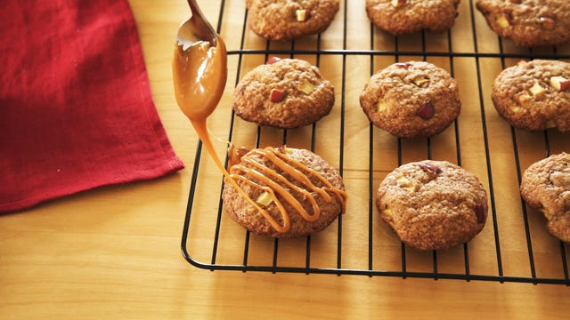 caramel apple oatmeal cookies