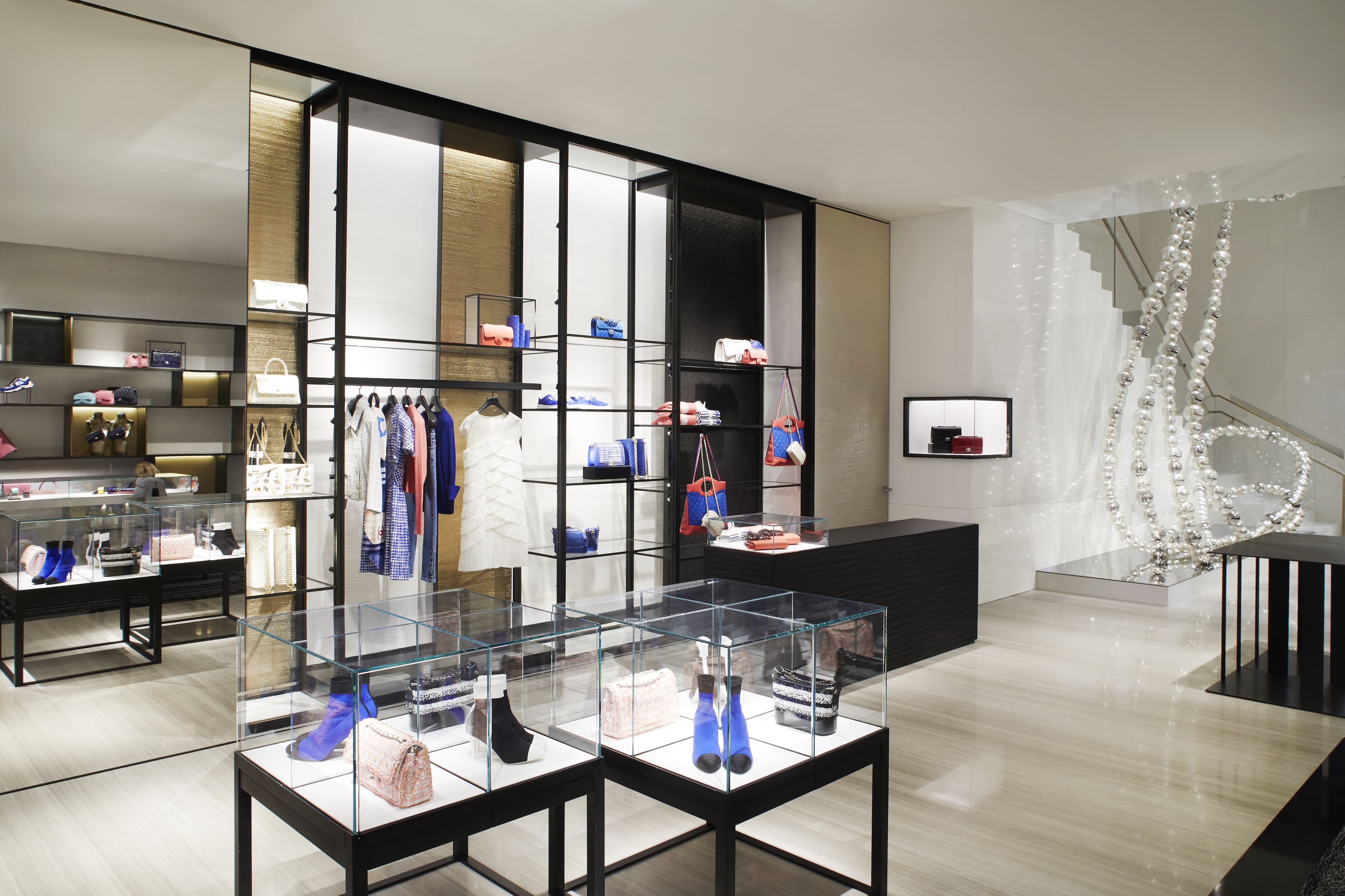 have tillid Begå underslæb ego Inside Chanel's Newly Designed New York City Flagship on West 57th Street