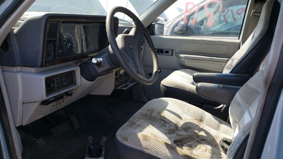 When Even Minivans Had Big TURBO Badges: 1990 Dodge Caravan Turbo