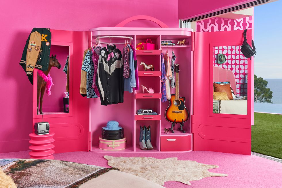 rumah impian barbie, credit joyce lee