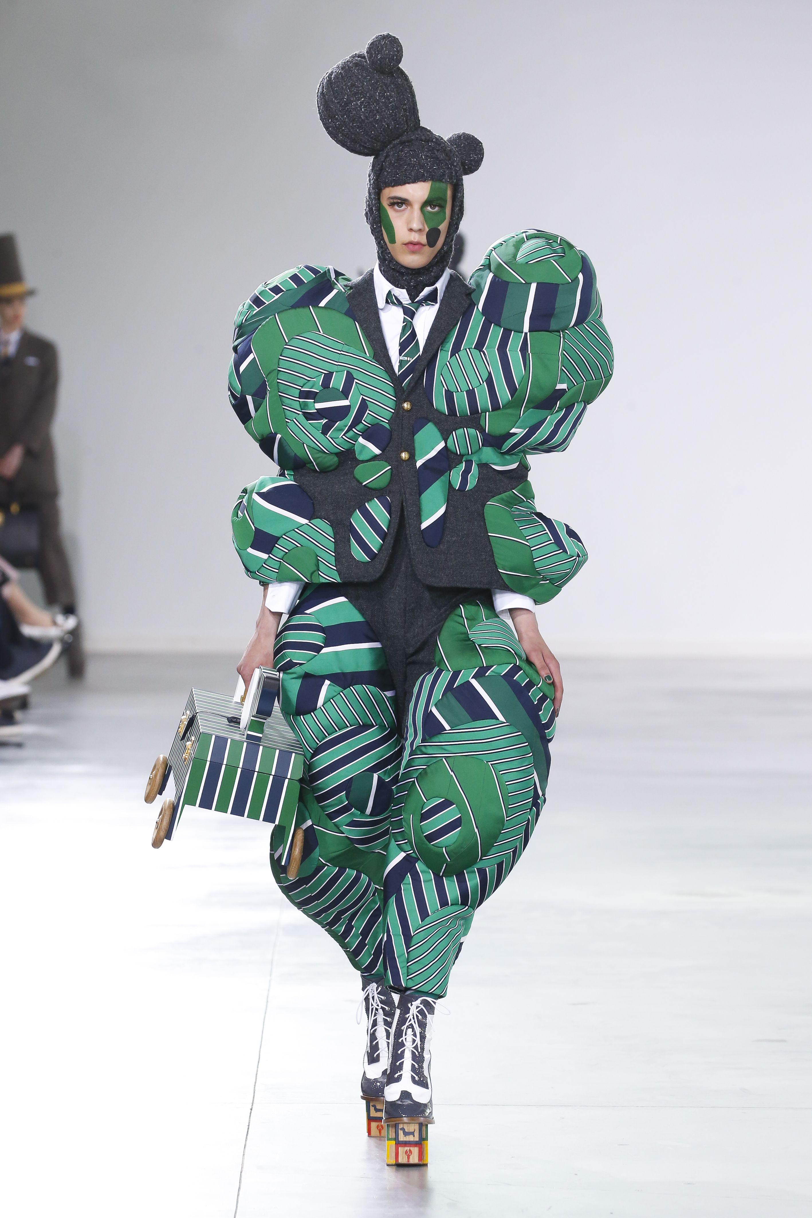 トム ブラウン（THOM BROWNE）2022秋冬コレクション