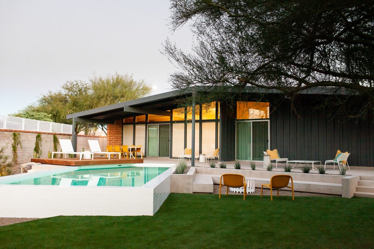 22 Above-Ground Pools Ideas for a Stylish Outdoor Space in 2025