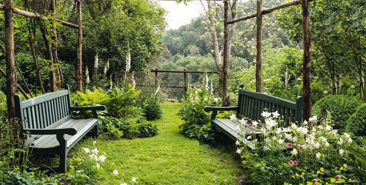 Panche da giardino fra design e sogno romantico