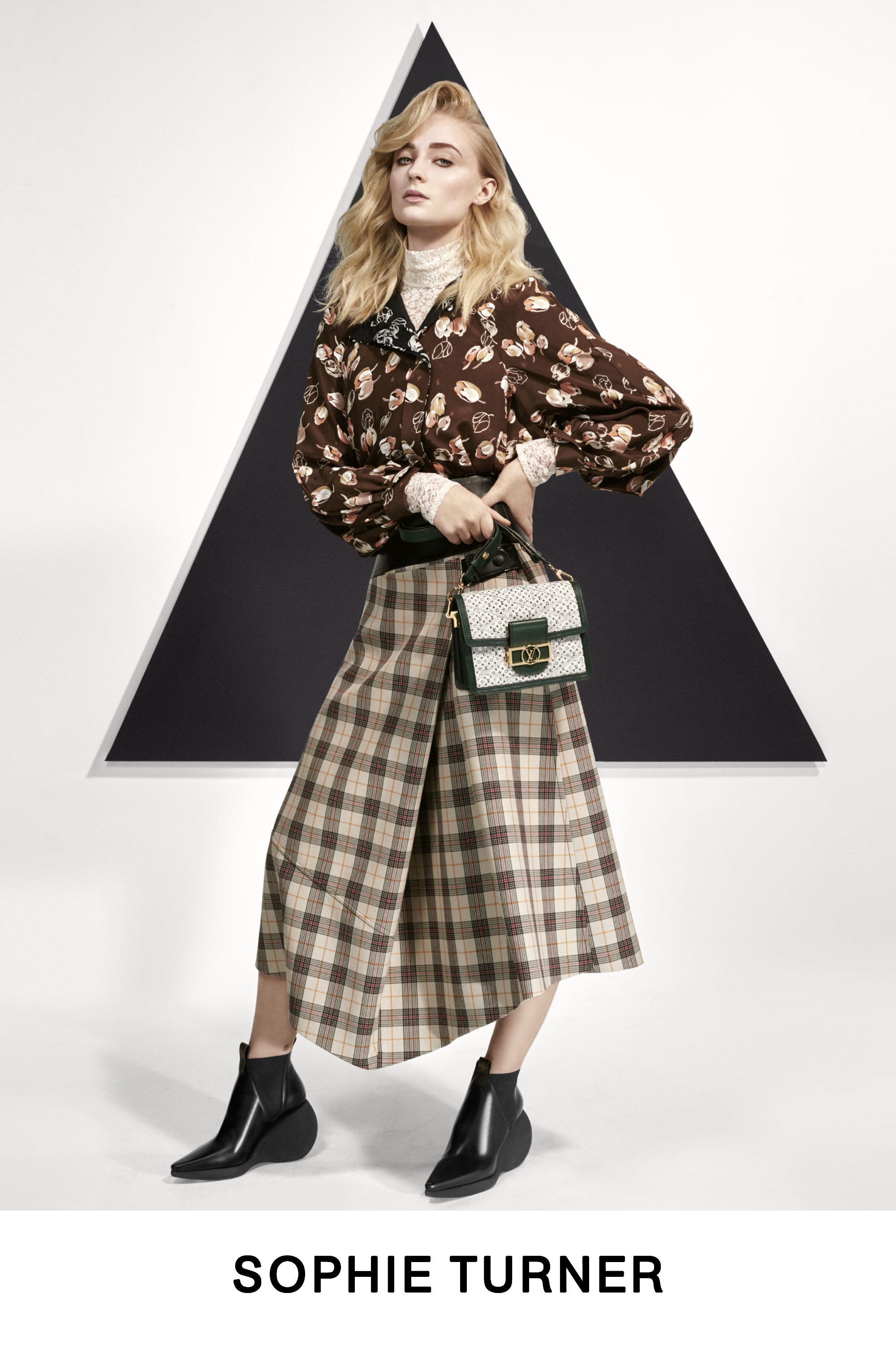 Louis Vuitton skirt  Fashion, Fashion week, Sophie turner