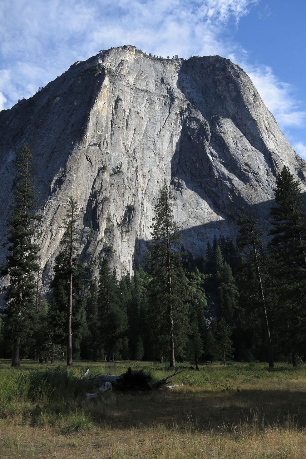 El Capitan in het Yosemitepark is een geliefde uitdaging voor vrije soloklimmers als Honnold die ooit in minder dan tweenhalf uur een loodrechte wand beklom