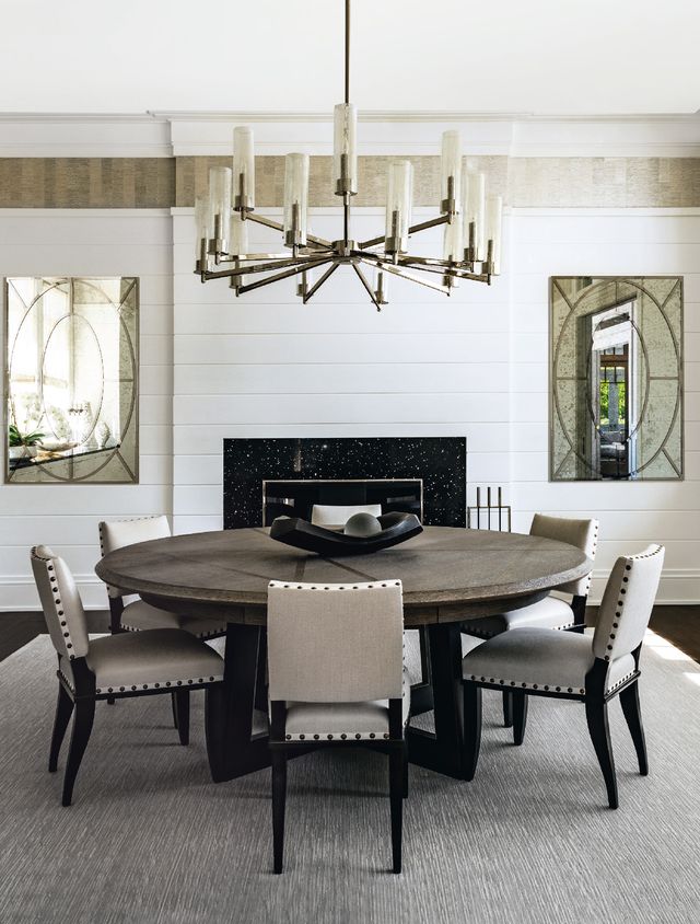 Dining room, Room, Furniture, Interior design, Table, Property, Ceiling, Kitchen & dining room table, Lighting, Chandelier, 