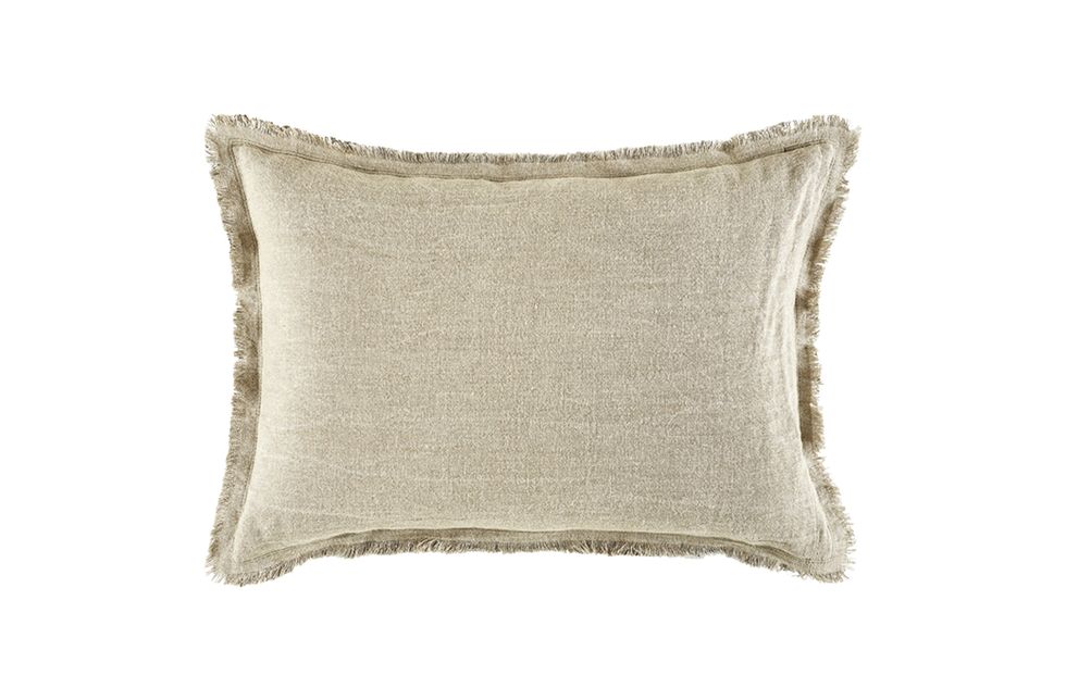 Pillow, Throw pillow, Cushion, Beige, Furniture, Bedding, Linens, Textile, Rectangle, Home accessories, 