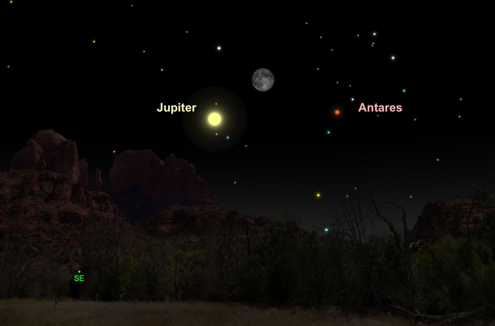 Op 20 mei vormt de stralende Jupiter een koppel met de afnemende maan