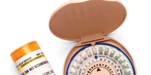 do not mix these drugs: birth control pills and antibiotics