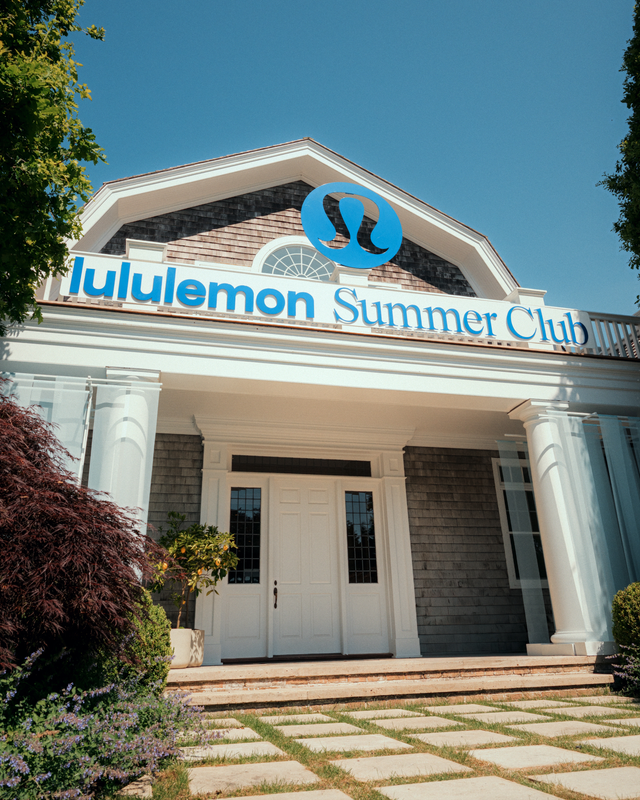летний клуб lululemon