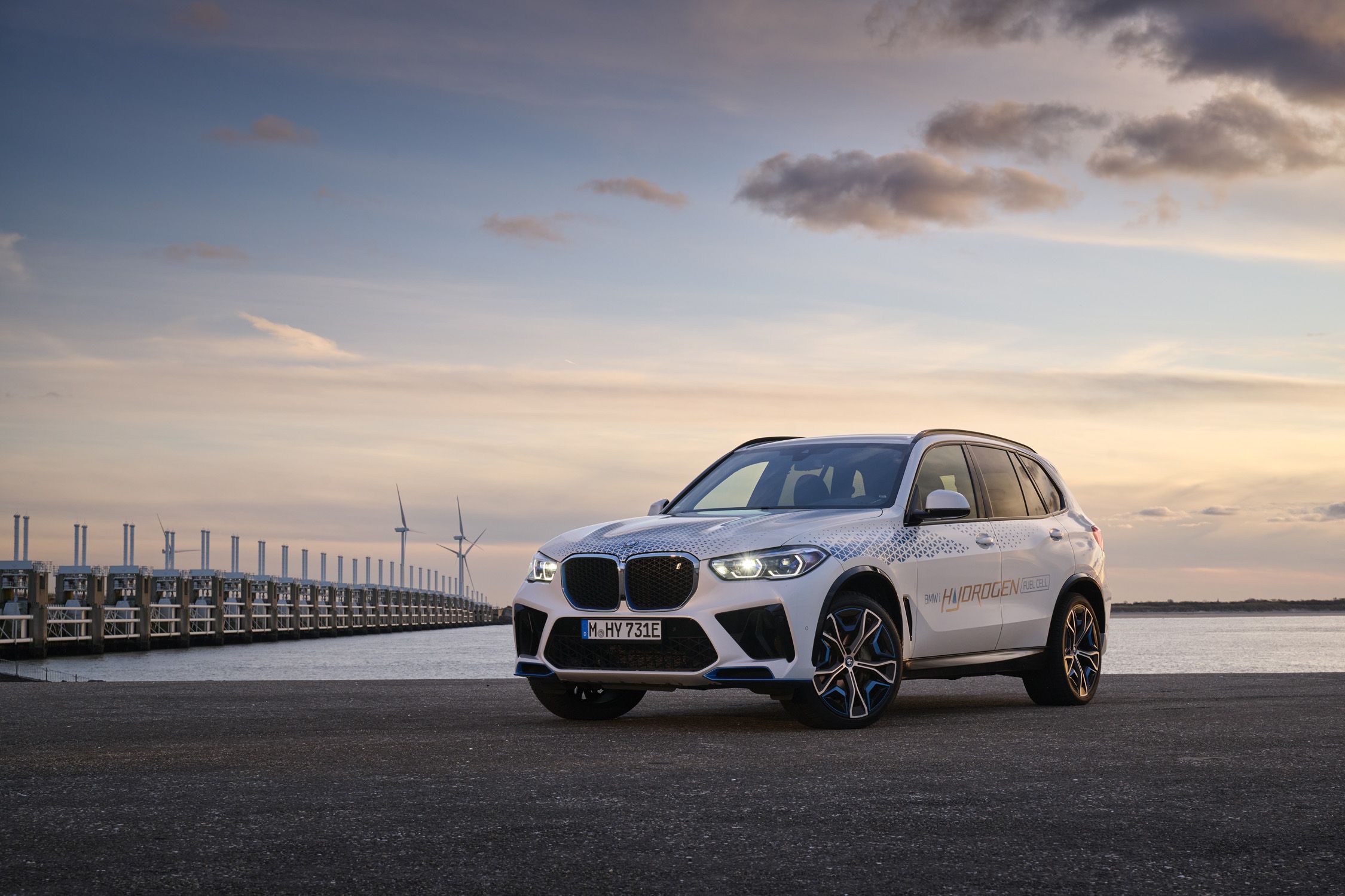 View Photos Of The 2023 BMW IX5 Hydrogen Prototype