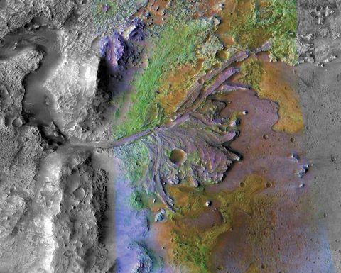 Op deze kleurrijke opname gemaakt door de Mars Reconnaissance Orbiter MRO van NASA is de Jezerokrater van de rode planeet zichtbaar waar NASA zijn Marsrover in 2020 heen wil sturen De rover gaat onderzoek doen naar een voormalige bodem van een meer Uit gegevens van de MRO blijkt dat het sediment in dit gebied ooit onder invloed stond van water