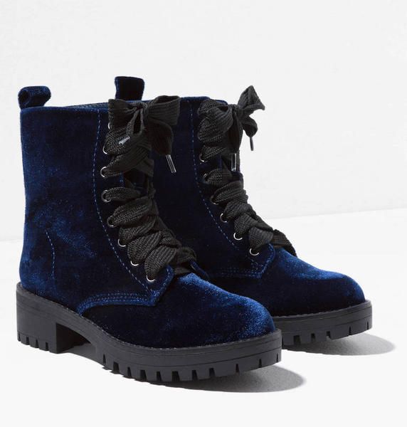 Shoe, Footwear, Blue, Boot, Cobalt blue, Electric blue, Work boots, Outdoor shoe, Snow boot, Hiking boot, 