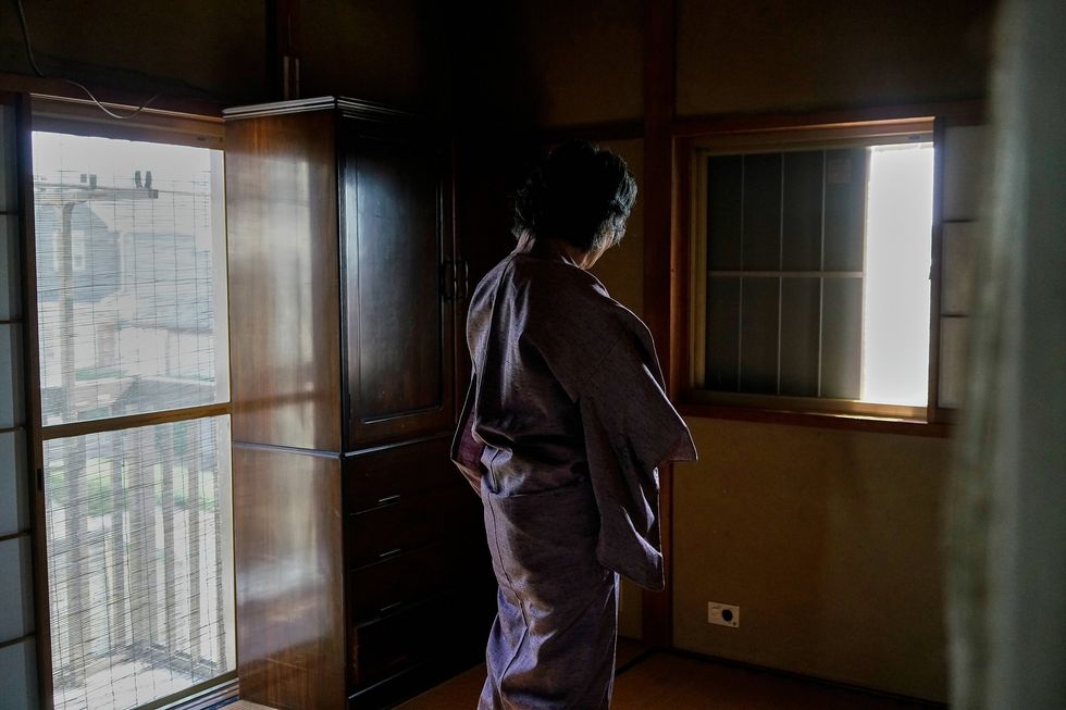 kai yokoyama, fotografia giappone,  the day you were born, i wasn't born yet, pandemia, kimono, madre