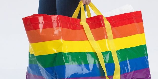 美國IKEA為慶祝「同志遊行」推出了彩虹購物袋！一起見證台灣的同性婚姻合法的驕傲時刻