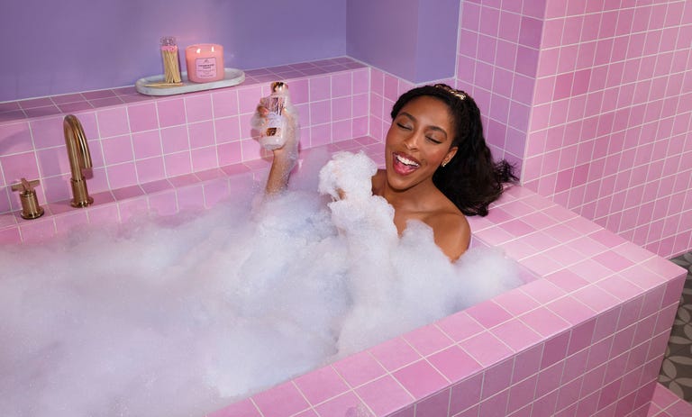 jessica williams as featured in the new bath & body works campaign