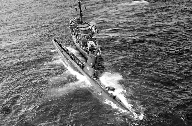 In 1958, USS Stickleback Collided With a Warship and Sank