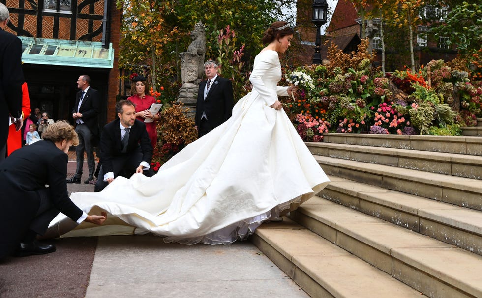 Wedding dress, Bride, Gown, Photograph, Dress, Bridal clothing, Clothing, Marriage, Veil, Wedding, 