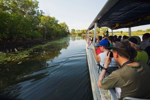 Op een boottocht door de wetlands van Yellow Water kunnen reizigers zich laven aan de unieke natuur van Australi