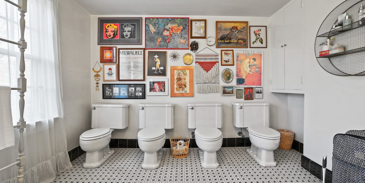 This Zillow Listing Has A Bathroom With Four Toilets And The Internet Is Confused - Bathroom Bazaar Kitchen Sinks Uk This Zillow Listing Has A Bathroom With Four Toilets And The Internet Is Confused - Bathroom Bazaar Kitchen Sinks Uk