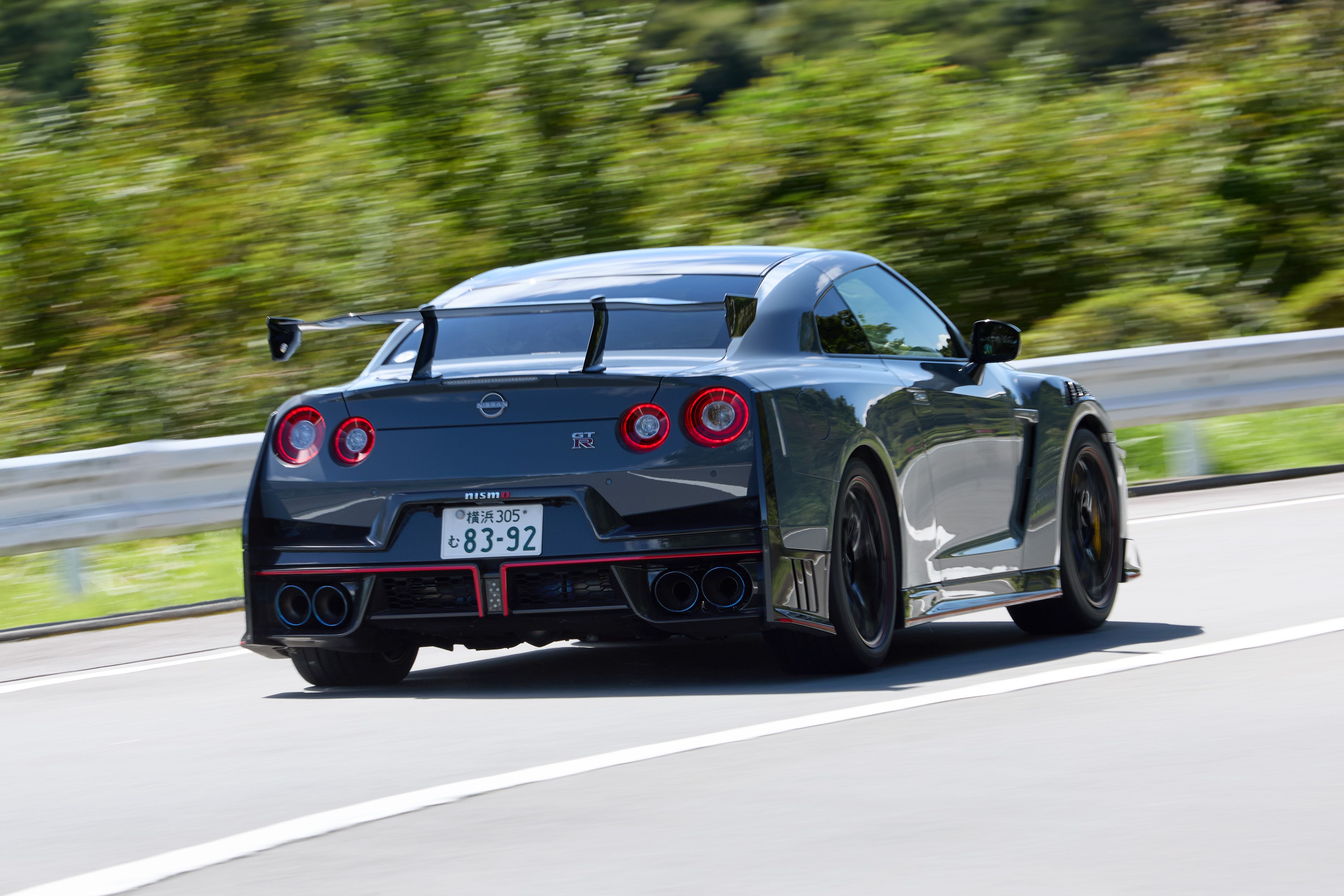2025 Nissan GT-R Nismo Special Edition on Japan's Hakone 2025 Nissan GT-R Nismo Special Edition on Japan's Hakone