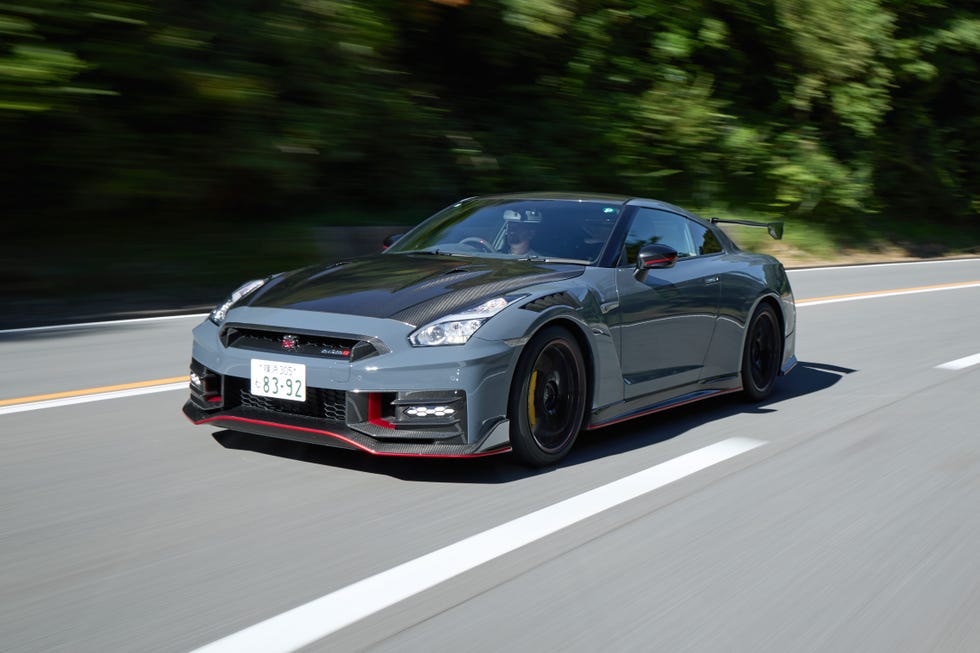 2025 Nissan GTR Nismo Special Edition on Japan's Hakone Turnpike Gallery