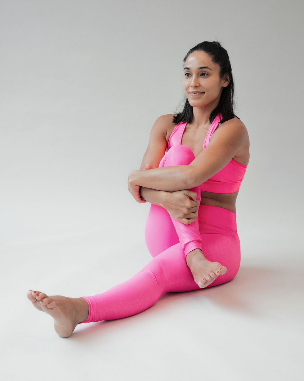 Pink, Clothing, Sportswear, Leg, Thigh, Red, Shoulder, Beauty, Sitting, Physical fitness, 