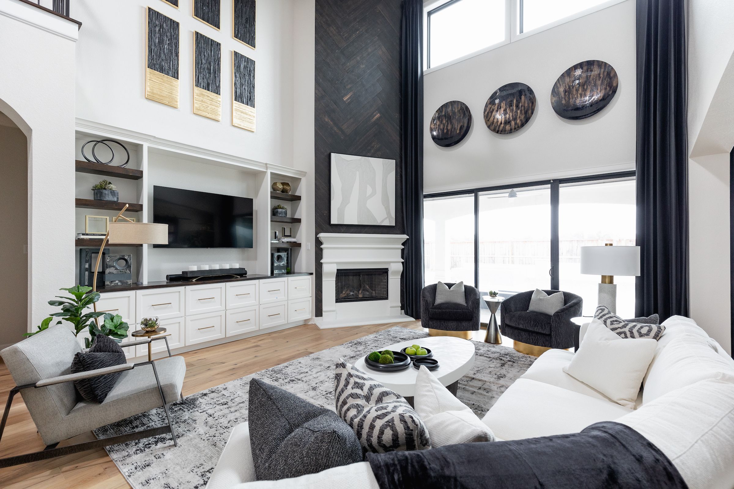 Modern living room with high ceiling hotsell