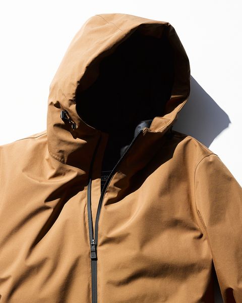 a waterproof zipper keeps the elements out