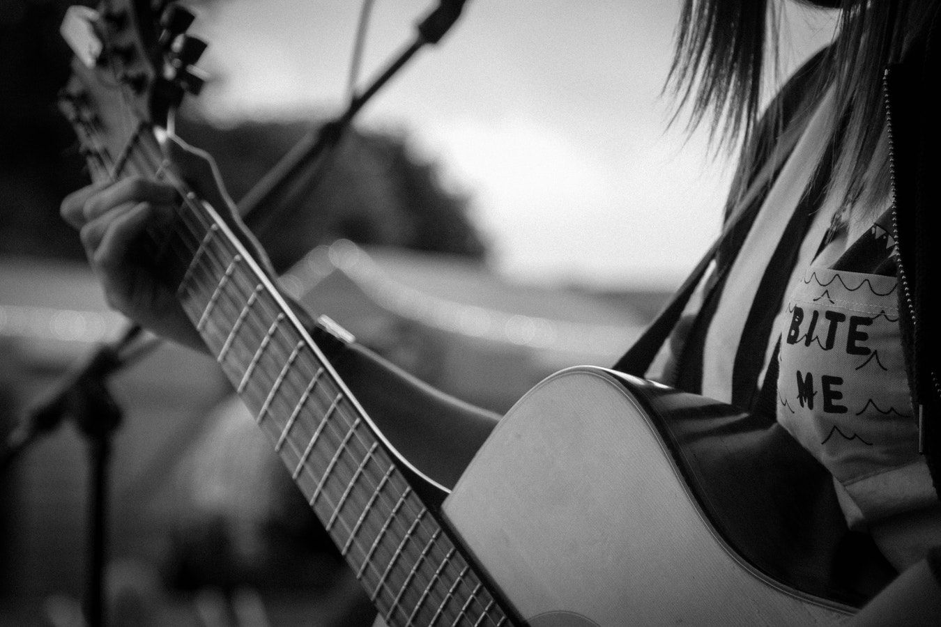 String instrument, Black-and-white, String instrument, Musical instrument, Music, Musician, Acoustic guitar, Monochrome photography, Guitar, Plucked string instruments, 