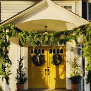 young huh christmas front porch ideas