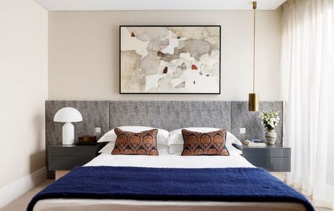 Contemporary master bedroom design